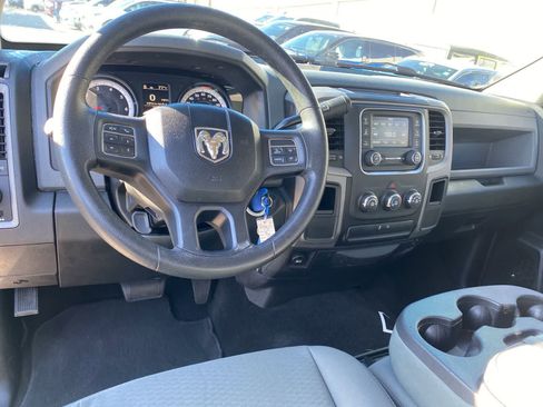 Used 2014 RAM 1500 Express image 10