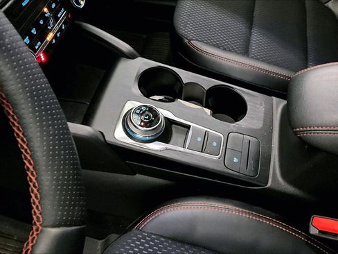 Used 2025 Ford Escape ST-Line Elite image 16