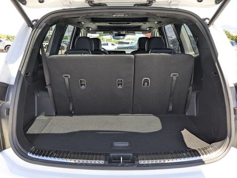 Certified 2025 Kia Telluride SX Prestige X-Line AWD/4WD image 32