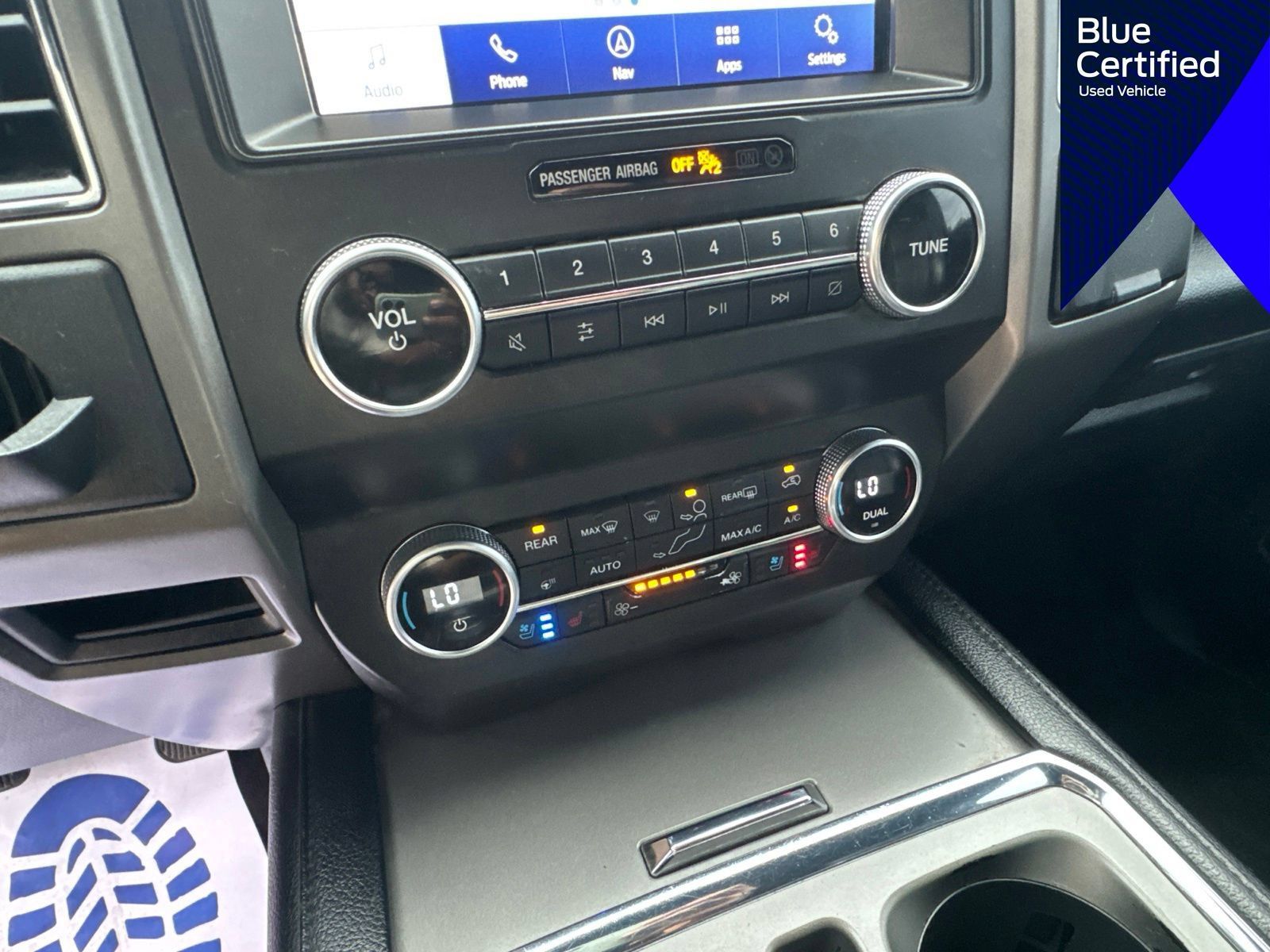 Used 2020 Ford Expedition Max XLT w/ Equipment Group 202A AWD/4WD image 19