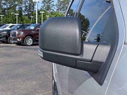Used 2019 Ford F150 XLT w/ Equipment Group 302A Luxury AWD/4WD image 15