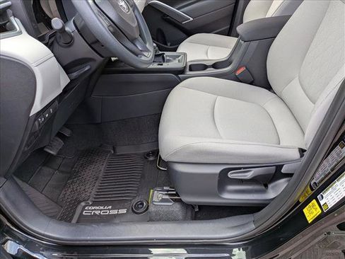 New 2026 Toyota Corolla Cross L AWD/4WD image 4