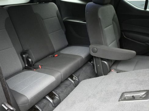 Certified 2023 Chevrolet Traverse LT image 10