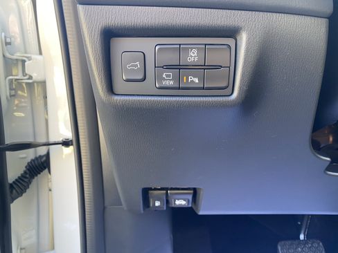 New 2025 MAZDA CX-5 Signature image 7