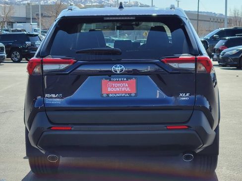Used 2023 Toyota RAV4 XLE Premium AWD/4WD image 22