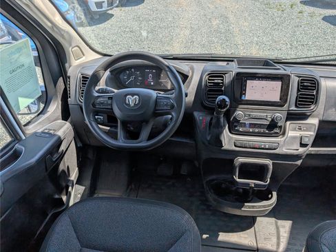 Used 2023 RAM ProMaster 2500 w/ Convenience Group image 12