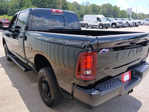 New 2026 RAM 2500 Tradesman AWD/4WD image 8