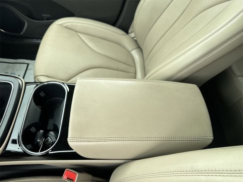 Used 2022 Lincoln Nautilus Reserve image 26