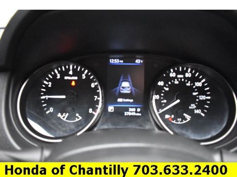 Used 2021 Nissan Rogue Sport SV image 9