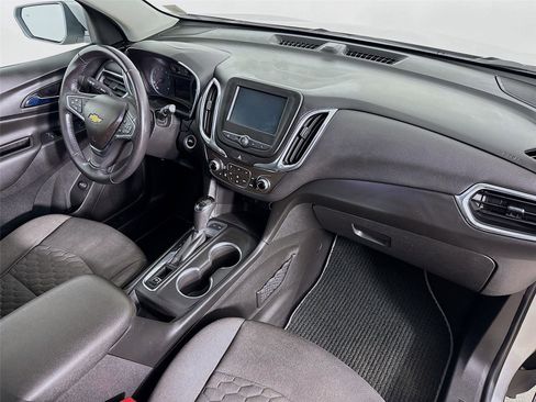 Used 2018 Chevrolet Equinox LT AWD/4WD image 29