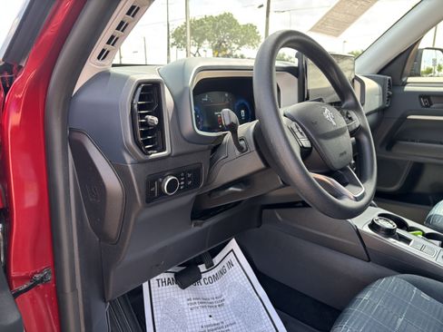 Certified 2025 Ford Bronco Sport Heritage AWD/4WD image 13