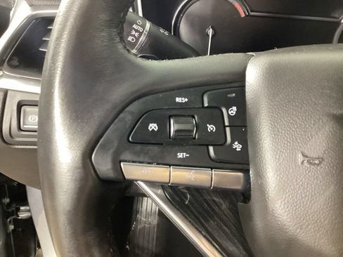 Used 2020 Cadillac XT6 Premium Luxury FWD image 14