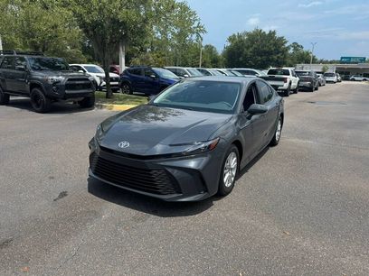 Used 2025 Toyota Camry LE w/ Convenience Package