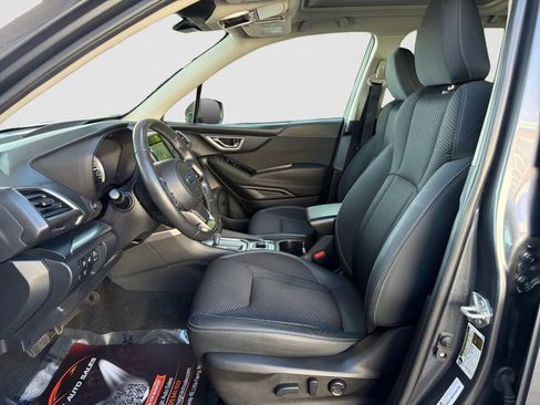 Used 2022 Subaru Forester Premium AWD/4WD image 12