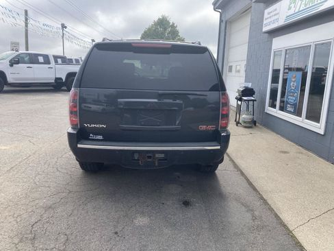Used 2008 GMC Yukon Denali AWD/4WD image 6