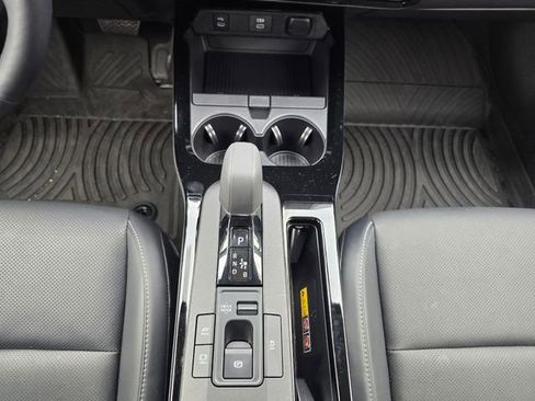 Used 2023 Toyota Prius XLE image 37