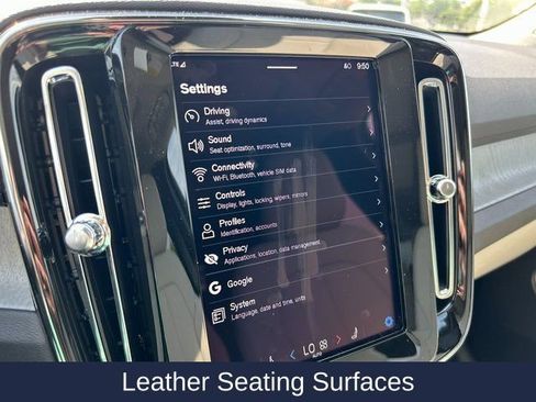 New 2025 Volvo XC40 B5 Ultra w/ Protection Package image 30