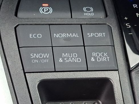 Certified 2025 Toyota RAV4 XLE AWD/4WD image 21