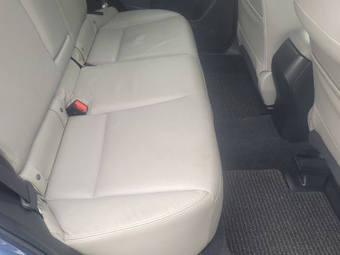 Used 2015 Subaru Forester 2.5i Limited image 28