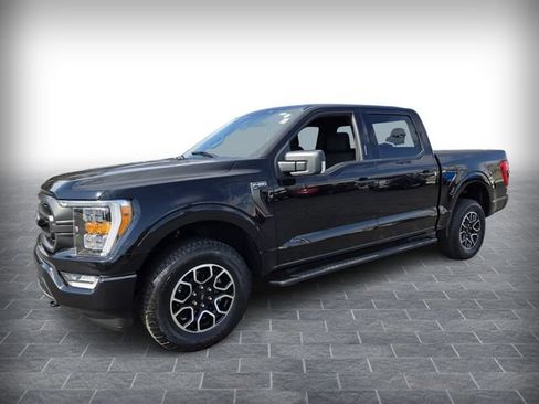 Used 2023 Ford F150 XLT w/ Equipment Group 302A High AWD/4WD image 3