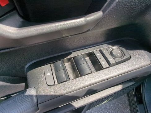 Used 2025 Toyota 4Runner SR5 AWD/4WD image 12