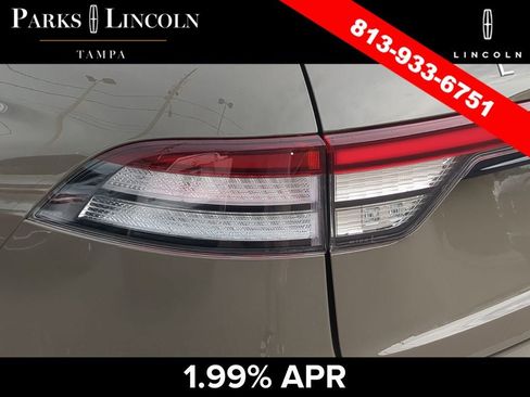Certified 2025 Lincoln Aviator Reserve RWD image 7