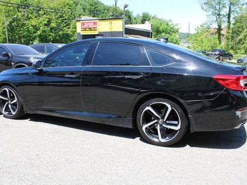 Used 2019 Honda Accord Sport image 11