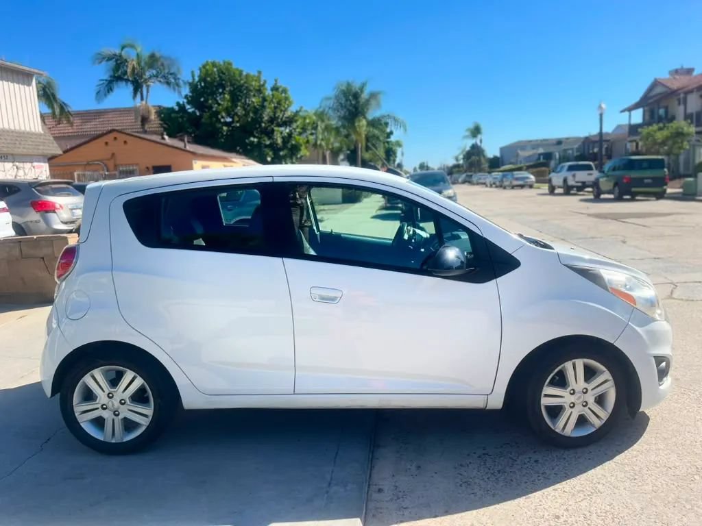 Used 2015 Chevrolet Spark LT FWD image 9