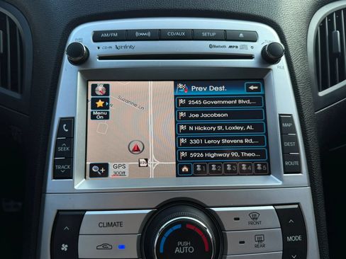 Used 2010 Hyundai Genesis 3.8 RWD image 13