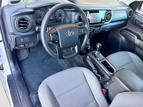 Used 2023 Toyota Tacoma SR image 9