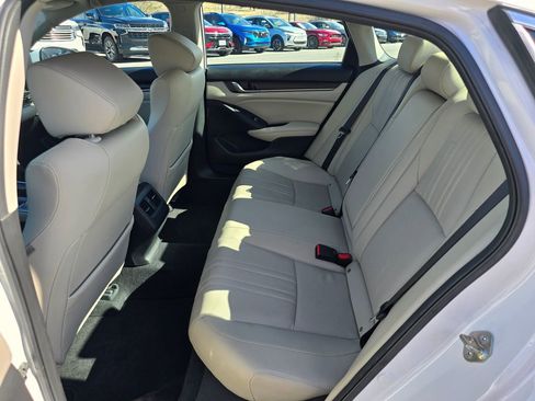 Used 2019 Honda Accord EX-L image 12