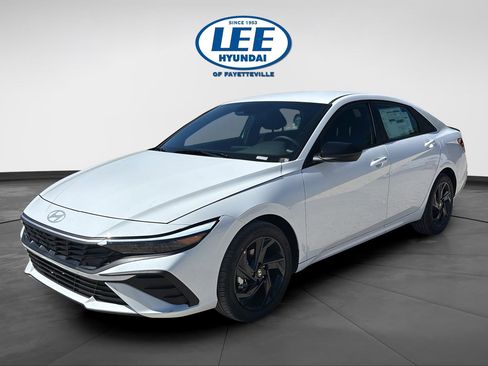 New 2026 Hyundai Elantra Sport FWD image 3