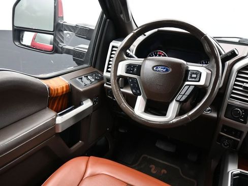 Used 2020 Ford F350 King Ranch w/ King Ranch Ultimate Package AWD/4WD image 13