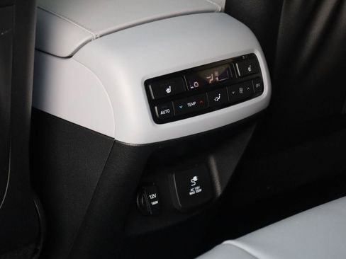 Used 2022 Hyundai Palisade SEL w/ 8P Bench Seat Package FWD image 22