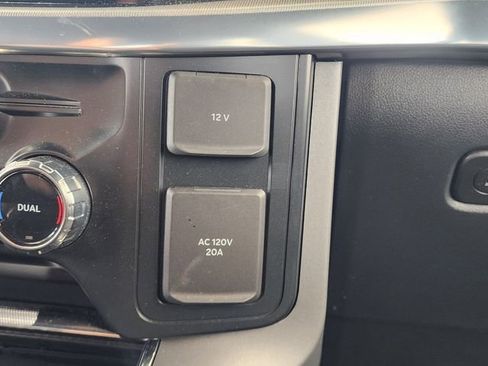 Used 2025 Ford F150 Lariat w/ Equipment Group 501A Mid AWD/4WD image 34