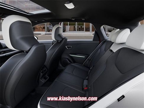 New 2026 Kia K4 GT-Line Turbo image 18