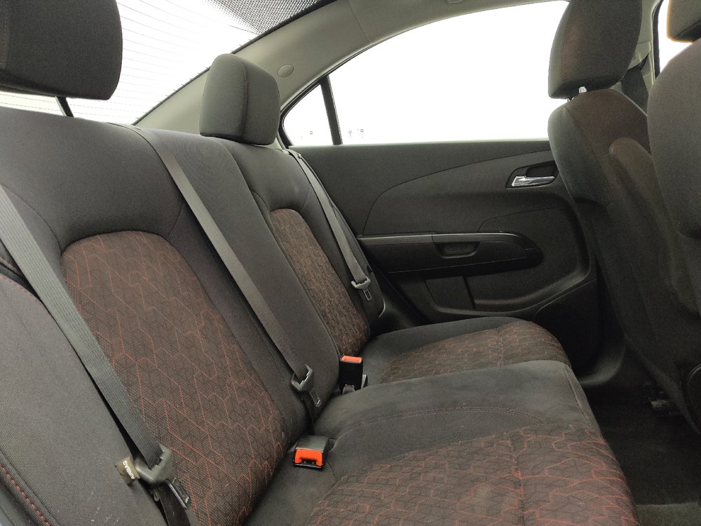 Used 2020 Chevrolet Sonic LT w/ Convenience Package FWD image 19