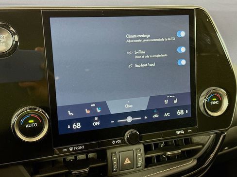 Used 2025 Lexus NX 250 250 Premium w/ Accessory Package (Z1) image 16