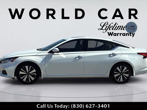 Used 2020 Nissan Altima 2.5 SV image 8