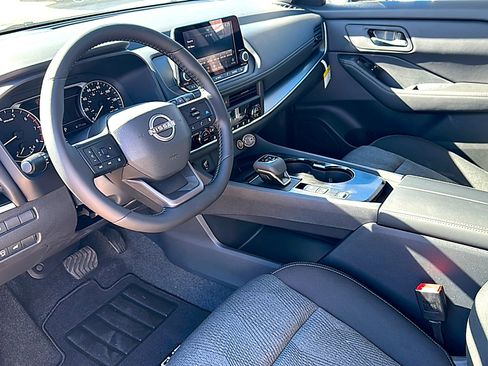 New 2026 Nissan Rogue SV w/ Cold Weather Package image 9