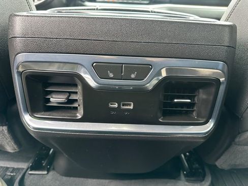 Used 2022 GMC Sierra 1500 SLT w/ SLT Premium Plus Package image 17