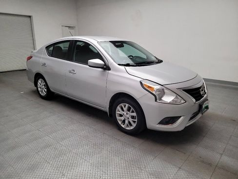 Used 2019 Nissan Versa SV w/ SV Special Edition Package image 11