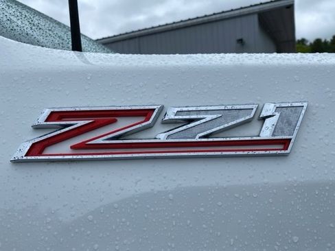 Used 2020 Chevrolet Silverado 3500 LTZ w/ LTZ Convenience Package image 35