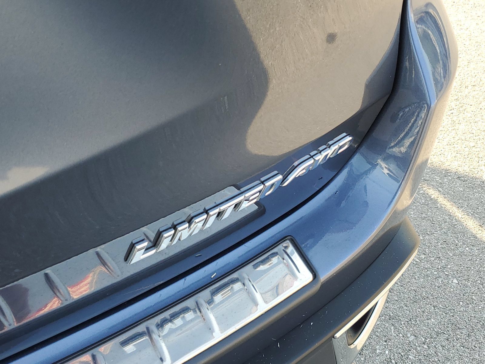 Used 2018 Toyota Highlander Limited AWD/4WD image 8