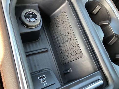 New 2025 Ford Expedition King Ranch image 34