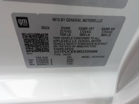 Used 2024 GMC Sierra 1500 Elevation w/ LPO, GMC Protection Package image 19