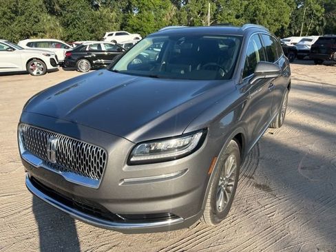 Used 2022 Lincoln Nautilus FWD w/ Premium Package image 2