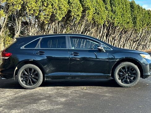 Used 2014 Toyota Venza LE image 3