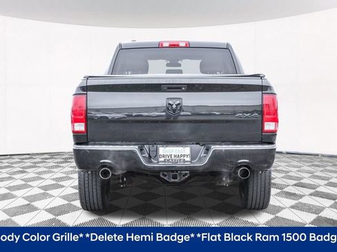 Used 2017 RAM 1500 Express w/ Black Ram 1500 Express Group AWD/4WD image 15