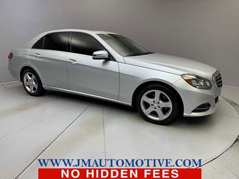 Used 2014 Mercedes-Benz E 350 4MATIC Sedan image 7